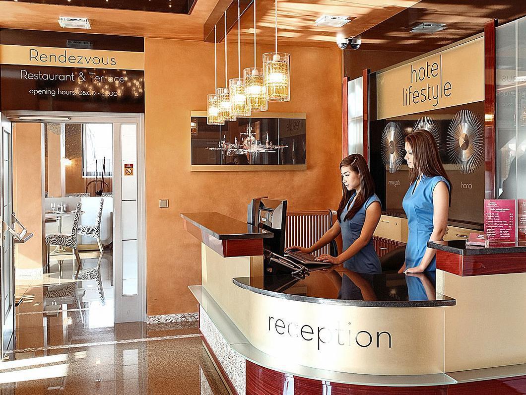 Hotel Lifestyle Prag Exterior foto