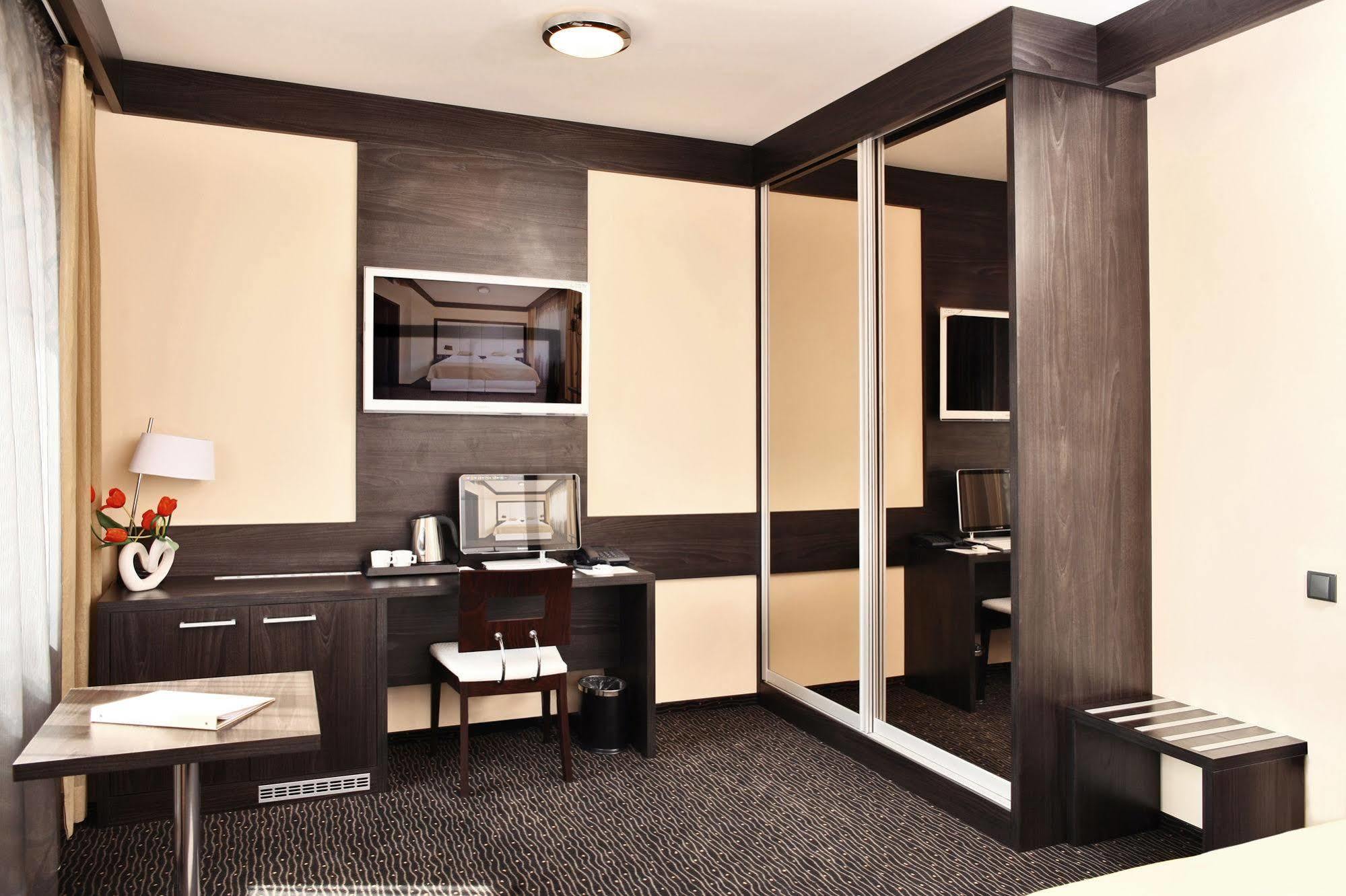Hotel Lifestyle Prag Exterior foto