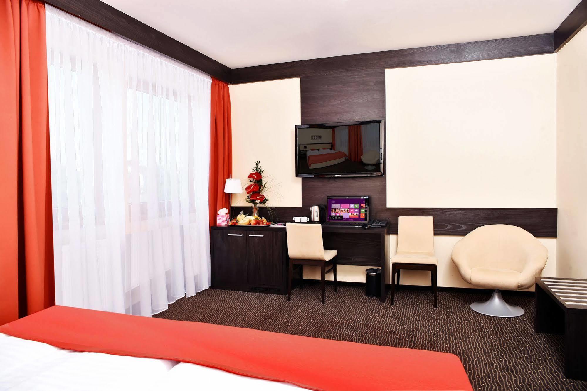 Hotel Lifestyle Prag Exterior foto