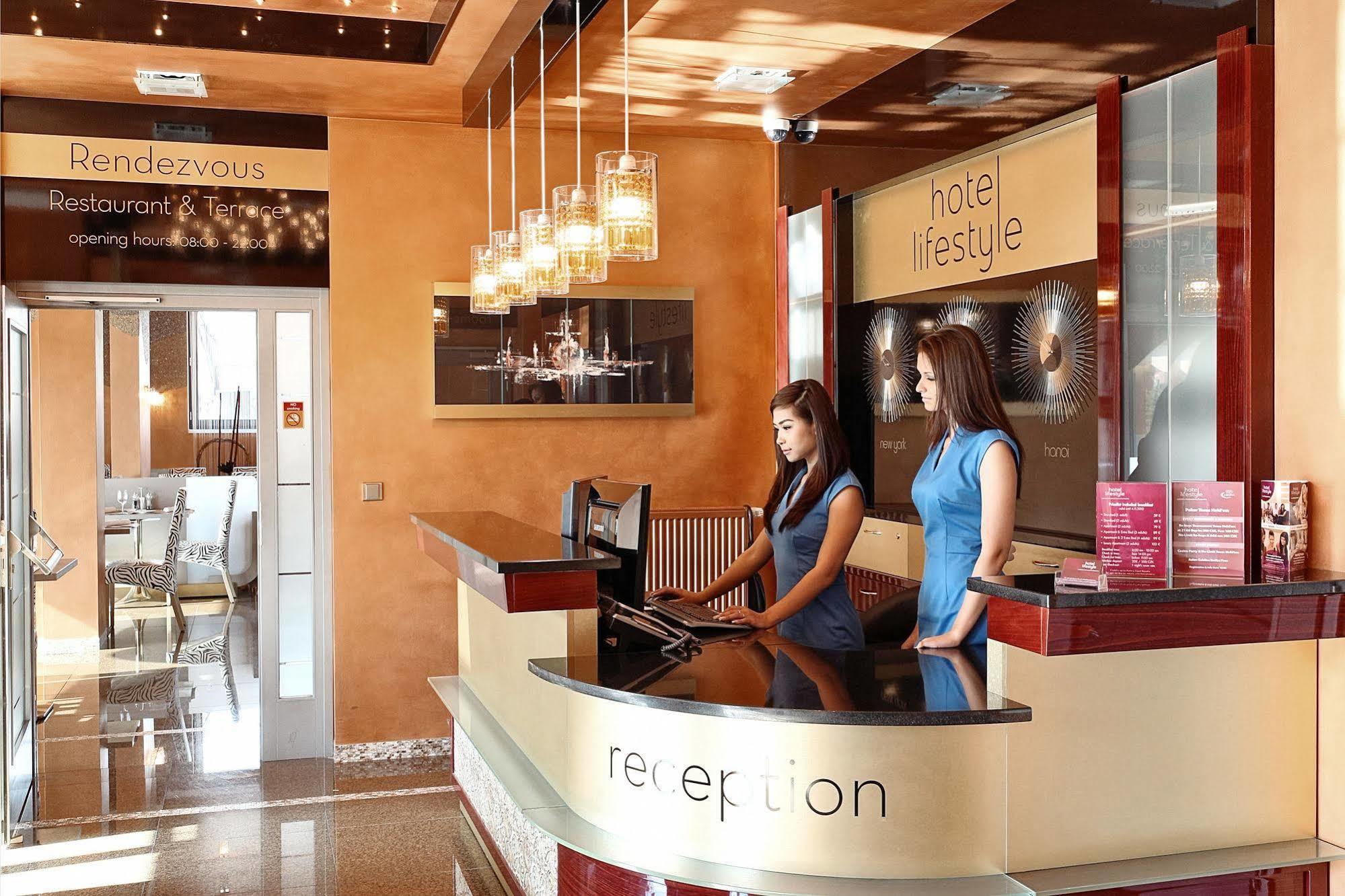 Hotel Lifestyle Prag Exterior foto